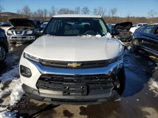 2022 Chevrolet TrailBlazer LS with VIN KL79MNSL3NB015438, listed as a Copart auction lot 44710355 with 38,187 mi miles and Salvage Title. Bid and sale history available at carsss.com. Image 5.