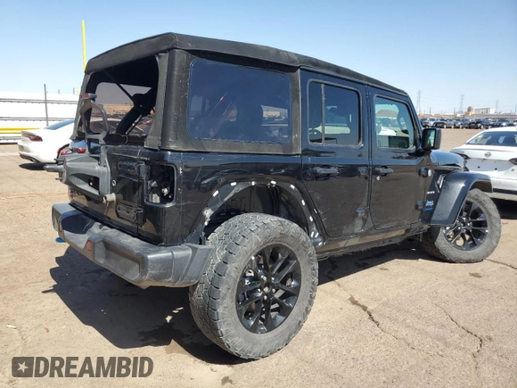 2024 Jeep Wrangler Sahara z VIN 1C4RJXP6XRW274744, wystawiony jako Copart lot #48572555 z przebiegiem 26 306 mil mil oraz Szkoda całkowita • Salvage title. Historia ofert i sprzedaży dostępna na DreamBid. Obrazek 3.