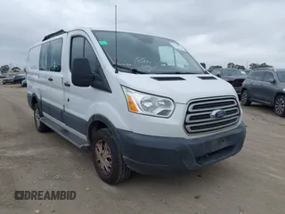 2019 Ford Transit z VIN 1FTYR1ZM0KKA86342, wystawiony jako IAAI lot #42136774 z przebiegiem 184 618 mil mil oraz . Historia ofert i sprzedaży dostępna na DreamBid. Obrazek 1.