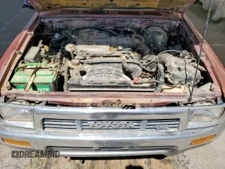 1990 Toyota Pickup DLX z VIN JT4VN13D5L5037936, wystawiony jako Copart lot #57442565 z przebiegiem 311 903 mil mil oraz Czysty tytuł • Clean title. Historia ofert i sprzedaży dostępna na DreamBid. Obrazek 11.