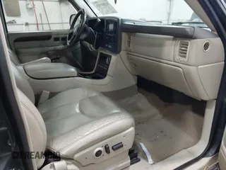 2006 Cadillac Escalade z VIN 1GYEK63N26R139877, wystawiony jako IAAI lot #42289893 z przebiegiem 184 943 mil mil oraz . Historia ofert i sprzedaży dostępna na DreamBid. Obrazek 5.
