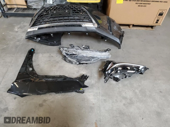 2024 Lexus UX with VIN JTHX6JBH5R2171624, listed as a Copart auction lot 48083695 with 4,231 mi miles and Salvage Title. Bid and sale history available at carsss.com. Image 13.