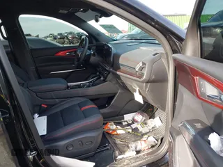 2024 Chevrolet Traverse AWD RS z VIN 1GNEVLKS1RJ208152, wystawiony jako IAAI lot #41586512 z przebiegiem 2 019 mil mil oraz . Historia ofert i sprzedaży dostępna na DreamBid. Obrazek 5.