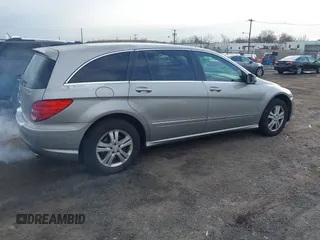 2008 Mercedes-Benz R-Class 3.5L with VIN 4JGCB65E18A072826, listed as a IAAI auction lot 41866229 with 95,210 mi miles. Bid and sale history available at carsss.com. Image 4.