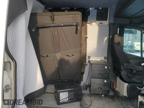 2021 Mercedes-Benz Sprinter Cargo with VIN W1Y4ECHY1MT063686, listed as a Copart auction lot 85093344 with 387,977 mi miles and Salvage Title. Bid and sale history available at carsss.com. Image 5.
