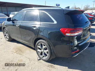2017 Kia Sorento SX z VIN 5XYPK4A50HG236857, wystawiony jako IAAI lot #41727918 z przebiegiem 112 677 mil mil oraz . Historia ofert i sprzedaży dostępna na DreamBid. Obrazek 3.