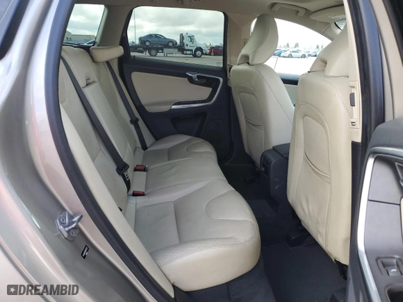 2016 Volvo XC60 T5 Drive-E Premier with VIN YV440MDK9G2853738, listed as a Copart auction lot 49302545 with 91,854 mi miles and Salvage Title. Bid and sale history available at carsss.com. Image 12.