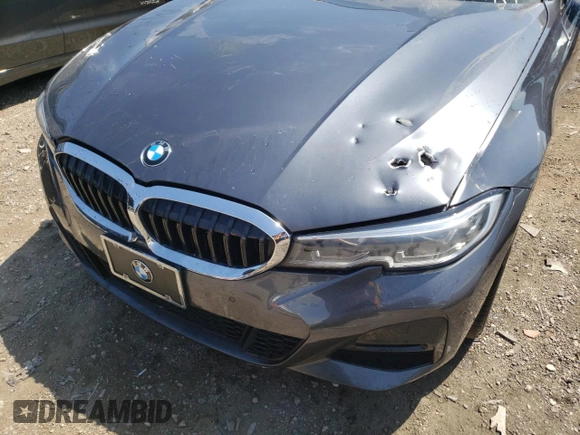 2020 BMW 3 Series 330i xDrive with VIN WBA5R7C05LFH46655, listed as a Copart auction lot 51350962 with 25,698 mi miles and . Bid and sale history available at DreamBid. Image 9.
