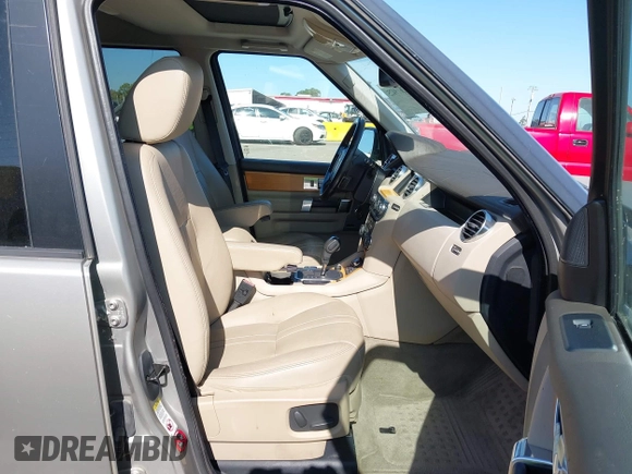 2012 Land Rover LR4 HSE with VIN SALAG2D44CA651163, listed as a IAAI auction lot 42619425 with 141,197 mi miles and . Bid and sale history available at DreamBid. Image 5.