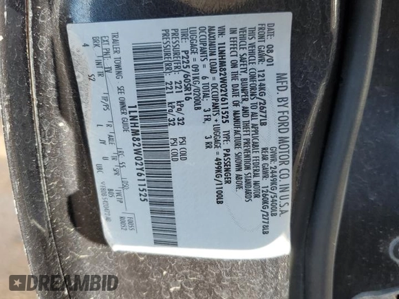 2002 Lincoln Town Car Signature z VIN 1LNHM82W02Y611525, wystawiony jako Copart lot #81514784 z przebiegiem 123 140 mil mil oraz Szkoda całkowita • Salvage title. Historia ofert i sprzedaży dostępna na DreamBid. Obrazek 12.
