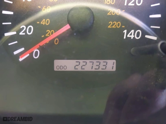 2006 Toyota Highlander w/3rd Row with VIN JTEDP21A460097918, listed as a IAAI auction lot 41439165 with 227,331 mi miles. Bid and sale history available at carsss.com. Image 7.