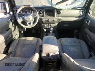 2023 Jeep Gladiator High Altitude with VIN 1C6HJTFG8PL528455, listed as a Copart auction lot 47110935 with 22,568 mi miles and Non repairable. Bid and sale history available at DreamBid. Image 8.