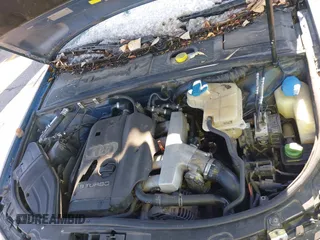 2002 Audi A4 1.8T with VIN WAULC68E52A211549, listed as a IAAI auction lot 40943374 with 204,725 mi miles. Bid and sale history available at carsss.com. Image 10.