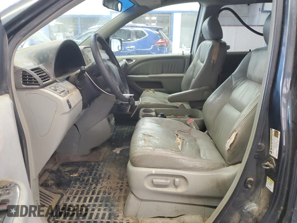 2005 Honda Odyssey EX-L z VIN 5FNRL38765B134604, wystawiony jako Copart lot #60455195 z przebiegiem 191 705 mil mil oraz Czysty tytuł • Clean title. Historia ofert i sprzedaży dostępna na DreamBid. Obrazek 7.
