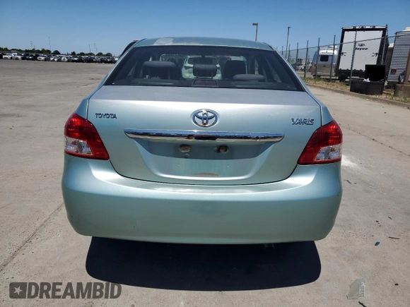 2008 Toyota Yaris z VIN JTDBT923081196877, wystawiony jako Copart lot #58261635 z przebiegiem 131 135 mil mil oraz Szkoda całkowita • Salvage title. Historia ofert i sprzedaży dostępna na DreamBid. Obrazek 6.