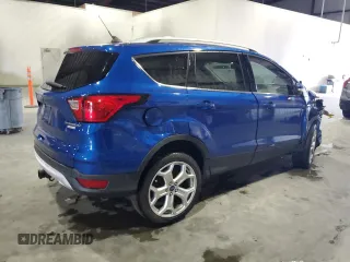 2019 Ford Escape Titanium с VIN 1FMCU0J91KUB47689, выставлен на аукционе Copart как лот 57995445 с пробегом 68 811 миль миль и Списание • Salvage title. История ставок и продаж доступна на DreamBid. Изображение 3.