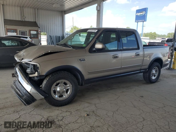 2001 Ford F-150 XLT with VIN 1FTRW07L11KB49920, listed as a Copart auction lot 62122775 with 227,175 mi miles and Salvage title. Bid and sale history available at DreamBid. Image 1.