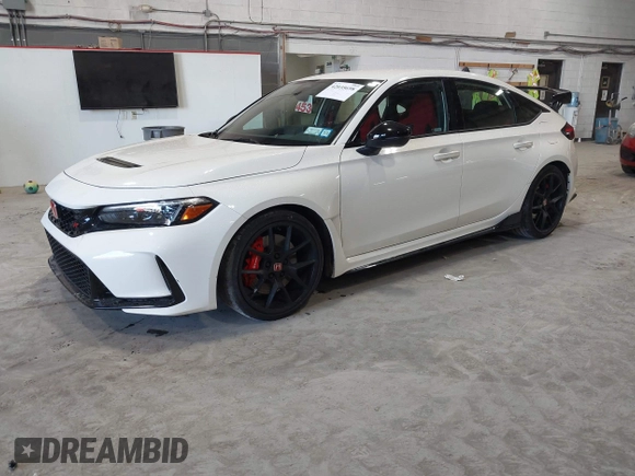 2024 Honda Civic Type R z VIN JHMFL5G47RX003469, wystawiony jako IAAI lot #42035698 z przebiegiem 20 572 mil mil oraz . Historia ofert i sprzedaży dostępna na DreamBid. Obrazek 17.
