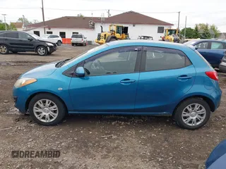 2012 Mazda 2 Sport z VIN JM1DE1KY7C0141308, wystawiony jako IAAI lot #42362946 z przebiegiem 125 424 mil mil oraz . Historia ofert i sprzedaży dostępna na DreamBid. Obrazek 14.