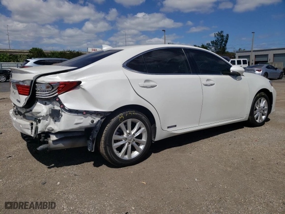 2015 Lexus ES 300h Hybrid with VIN JTHBW1GG8F2086119, listed as a Copart auction lot 44750983 with 50,909 mi miles. Bid and sale history available at carsss.com. Image 3.