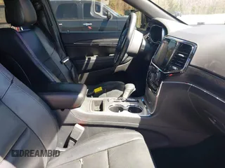 2019 Jeep Grand Cherokee Limited with VIN 1C4RJEBG6KC698028, listed as a IAAI auction lot 41838843 with 65,963 mi miles and . Bid and sale history available at DreamBid. Image 5.
