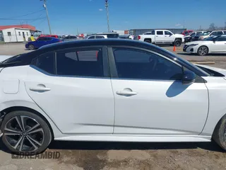 2021 Nissan Sentra SR with VIN 3N1AB8DV2MY293241, listed as a IAAI auction lot 41888833 with 38,854 mi miles. Bid and sale history available at carsss.com. Image 14.