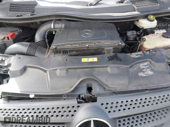 2016 Mercedes-Benz Metris Passenger with VIN WD4PG2EE8G3141388, listed as a IAAI auction lot 41818327 with 301,418 mi miles and . Bid and sale history available at DreamBid. Image 10.