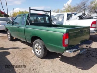 1998 Nissan Frontier XE z VIN 1N6DD26S3WC318614, wystawiony jako IAAI lot #41965202 z przebiegiem 107 786 mil mil oraz . Historia ofert i sprzedaży dostępna na DreamBid. Obrazek 3.