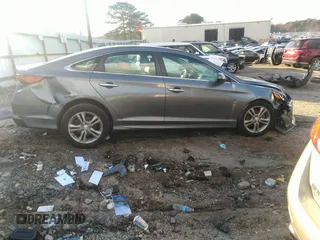 2018 Hyundai Sonata Limited with VIN 5NPE34AF8JH630506, listed as a IAAI auction lot 41142799 with 63,297 mi miles. Bid and sale history available at carsss.com. Image 13.
