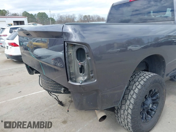 2016 Ram 2500 Tradesman with VIN 3C6UR5CL9GG253146, listed as a IAAI auction lot 41726644 with 95,081 mi miles and . Bid and sale history available at DreamBid. Image 18.