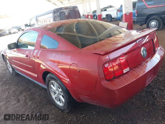 2008 Ford Mustang Deluxe with VIN 1ZVHT80N785179881, listed as a IAAI auction lot 42058845 with 154,385 mi miles. Bid and sale history available at carsss.com. Image 3.