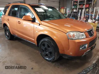 2006 Saturn VUE with VIN 5GZCZ63446S822185, listed as a IAAI auction lot 41809976 with 186,063 mi miles. Bid and sale history available at carsss.com. Image 1.