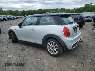 2015 MINI Hardtop S z VIN WMWXP7C53F2A38765, wystawiony jako Copart lot #57787575 z przebiegiem Nie podano mil oraz Tytuł czysty. Historia ofert i sprzedaży dostępna na DreamBid. Obrazek 2.