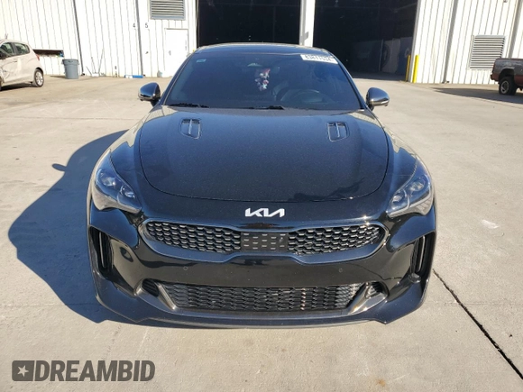 2022 Kia Stinger GT2 with VIN KNAE55LC9N6104515, listed as a Copart auction lot 83811534 with 35,042 mi miles and Salvage Title. Bid and sale history available at DreamBid. Image 5.