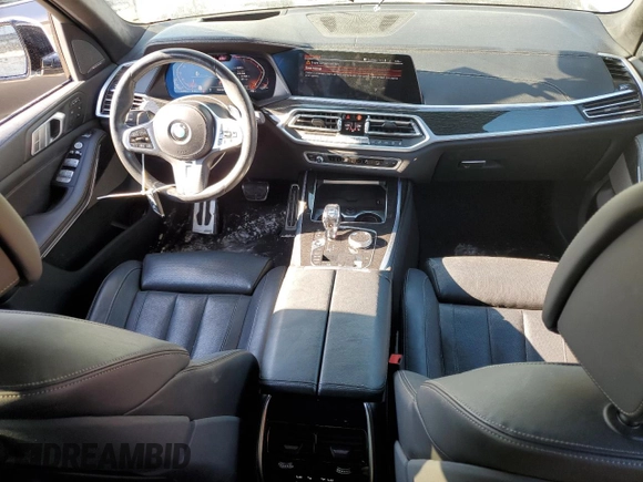 2013 BMW 1 Series 135i z VIN WBAUC9C54DVY60302, wystawiony jako Copart lot #75686944 z przebiegiem Nie podano mil oraz Nie do naprawy • Non repairable. Historia ofert i sprzedaży dostępna na DreamBid. Obrazek 8.