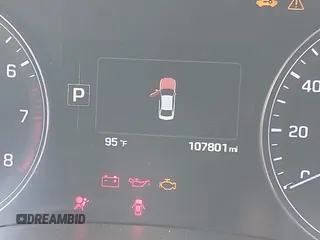 2016 Hyundai Genesis 3.8L z VIN KMHGN4JE3GU131049, wystawiony jako IAAI lot #42022155 z przebiegiem 107 801 mil mil oraz . Historia ofert i sprzedaży dostępna na DreamBid. Obrazek 7.