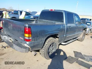 2006 GMC Sierra 1500 with VIN 2GTEC13N661293443, listed as a IAAI auction lot 41635774 with 371,965 mi miles and . Bid and sale history available at DreamBid. Image 4.