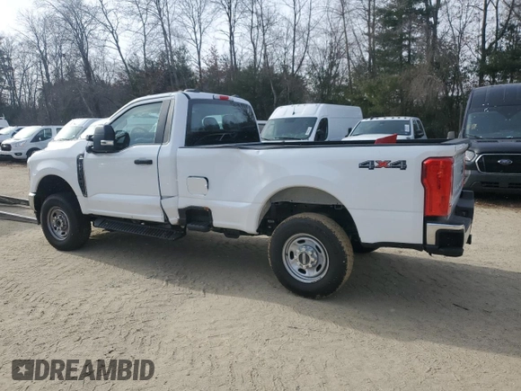 2024 Ford F-250 XL z VIN 1FTBF2BAXREC45252, wystawiony jako Copart lot #84603424 z przebiegiem 467 mil mil oraz Szkoda całkowita • Salvage title. Historia ofert i sprzedaży dostępna na DreamBid. Obrazek 2.