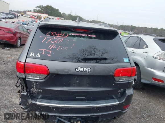 2017 Jeep Grand Cherokee Overland with VIN 1C4RJFCG8HC772837, listed as a IAAI auction lot 41304895 with 71,338 mi miles. Bid and sale history available at carsss.com. Image 15.