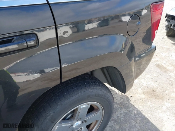 2005 Jeep Grand Cherokee Limited with VIN 1J4HR58205C574335, listed as a IAAI auction lot 42107907 with 191,161 mi miles. Bid and sale history available at carsss.com. Image 6.