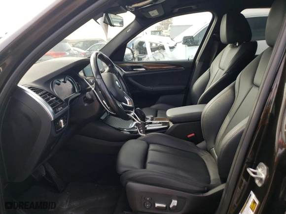 2018 BMW X3 xDrive30i with VIN 5UXTR9C59JLC81652, listed as a Copart auction lot 49911985 with 45,177 mi miles and Salvage Title. Bid and sale history available at carsss.com. Image 7.