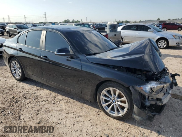 2017 BMW 3 Series 320i with VIN WBA8E1G57HNU13055, listed as a Copart auction lot 55528365 with 45,439 mi miles and Clean Title. Bid and sale history available at DreamBid. Image 4.