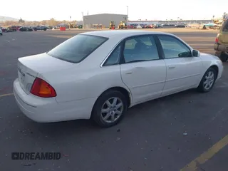 2001 Toyota Avalon XL with VIN 4T1BF28B51U155528, listed as a IAAI auction lot 41765538 with Not Provided miles and . Bid and sale history available at DreamBid. Image 4.