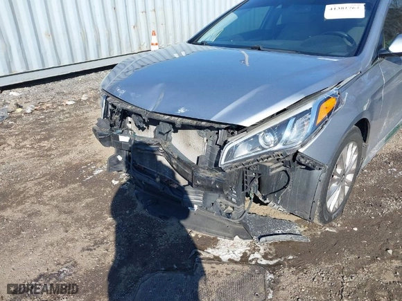 2015 Hyundai Sonata 2.4L Sport with VIN 5NPE34AF1FH142957, listed as a IAAI auction lot 41381762 with 143,597 mi miles. Bid and sale history available at carsss.com. Image 6.