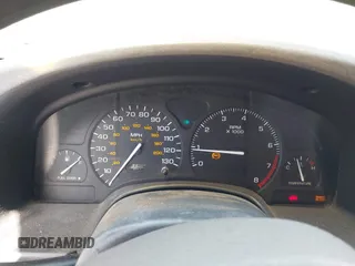 2002 Saturn LS z VIN 1G8JS54F92Y595651, wystawiony jako IAAI lot #41569902 z przebiegiem Nie podano mil oraz . Historia ofert i sprzedaży dostępna na DreamBid. Obrazek 7.
