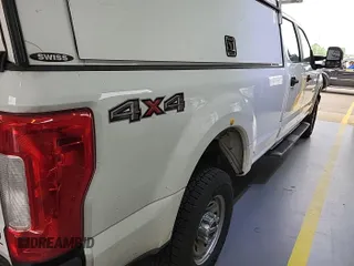 2019 Ford F-250 XL с VIN 1FT7W2BT2KEE67751, выставлен на аукционе IAAI как лот 42585417 с пробегом 241 154 миль миль и . История ставок и продаж доступна на DreamBid. Изображение 3.