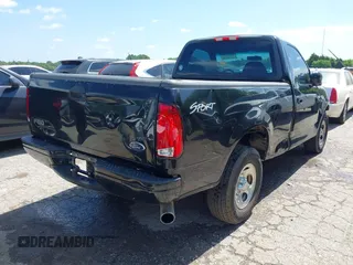 2002 Ford F-150 XL z VIN 1FTRF17292NA08851, wystawiony jako IAAI lot #42559503 z przebiegiem Nie podano mil oraz . Historia ofert i sprzedaży dostępna na DreamBid. Obrazek 4.