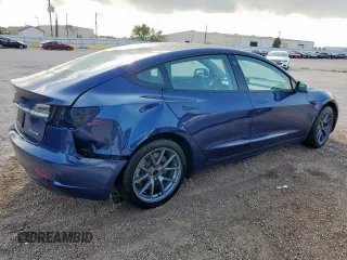 2022 Tesla Model 3 Long Range z VIN 5YJ3E1EBXNF286169, wystawiony jako Copart lot #59639655 z przebiegiem 138 673 mil mil oraz Czysty tytuł • Clean title. Historia ofert i sprzedaży dostępna na DreamBid. Obrazek 3.