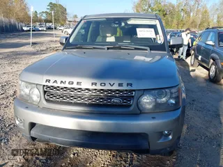 2010 Land Rover Range Rover Sport HSE Lux with VIN SALSK2D48AA216839, listed as a IAAI auction lot 40563810 with 97,361 mi miles and . Bid and sale history available at DreamBid. Image 6.