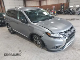 2020 Mitsubishi Outlander ES z VIN JA4AZ3A35LZ021571, wystawiony jako IAAI lot #42523117 z przebiegiem 93 856 mil mil oraz . Historia ofert i sprzedaży dostępna na DreamBid. Obrazek 1.